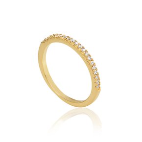 anel_meia_alianca_cravejado_com_zirconias_banhado_a_ouro_75_1_98523504bdcdb40addf1d79123f8829e